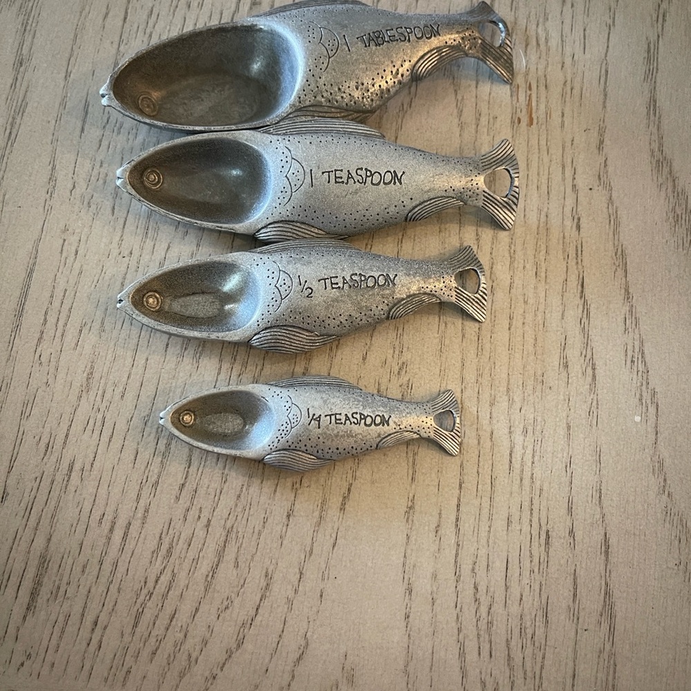 Vintage Pewter Fish Shaped Measuring Spoon Set -